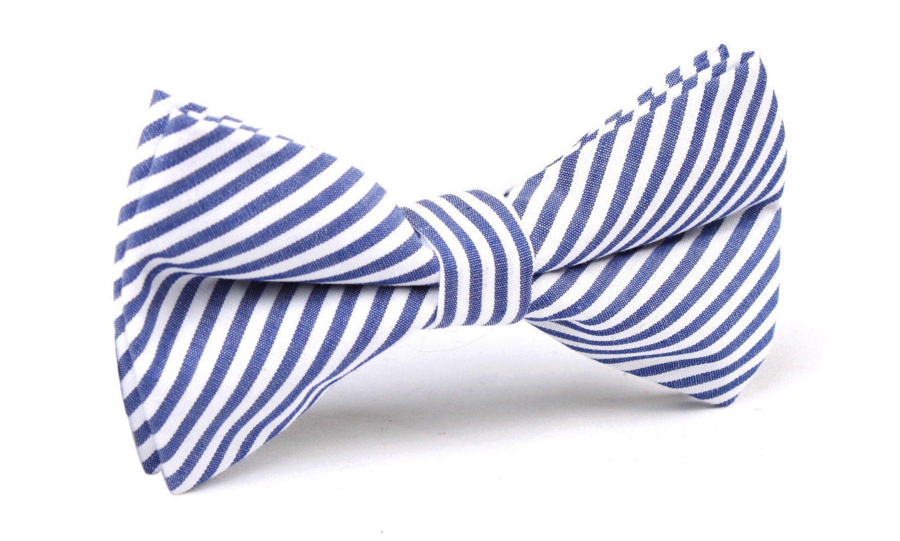 Blue_and_White_Chalk_Stripes_Cotton_Bow_Tie-486439