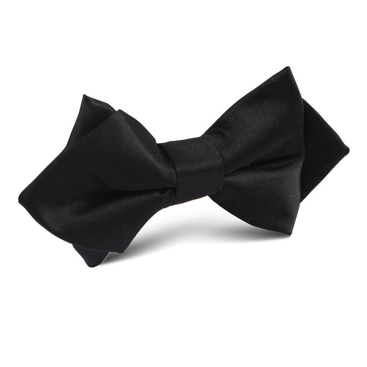 Bond_Black_Diamond_Bow_Tie-203100
