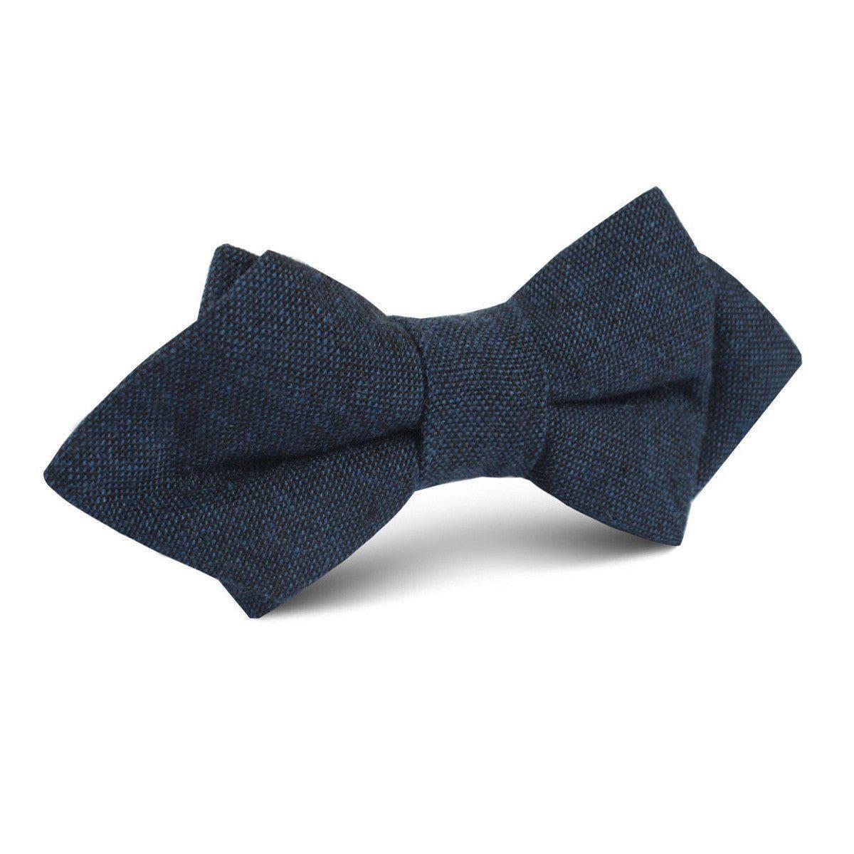 Don_Quixote_Navy_Textured_Linen_Diamond_Bow_Tie-799199