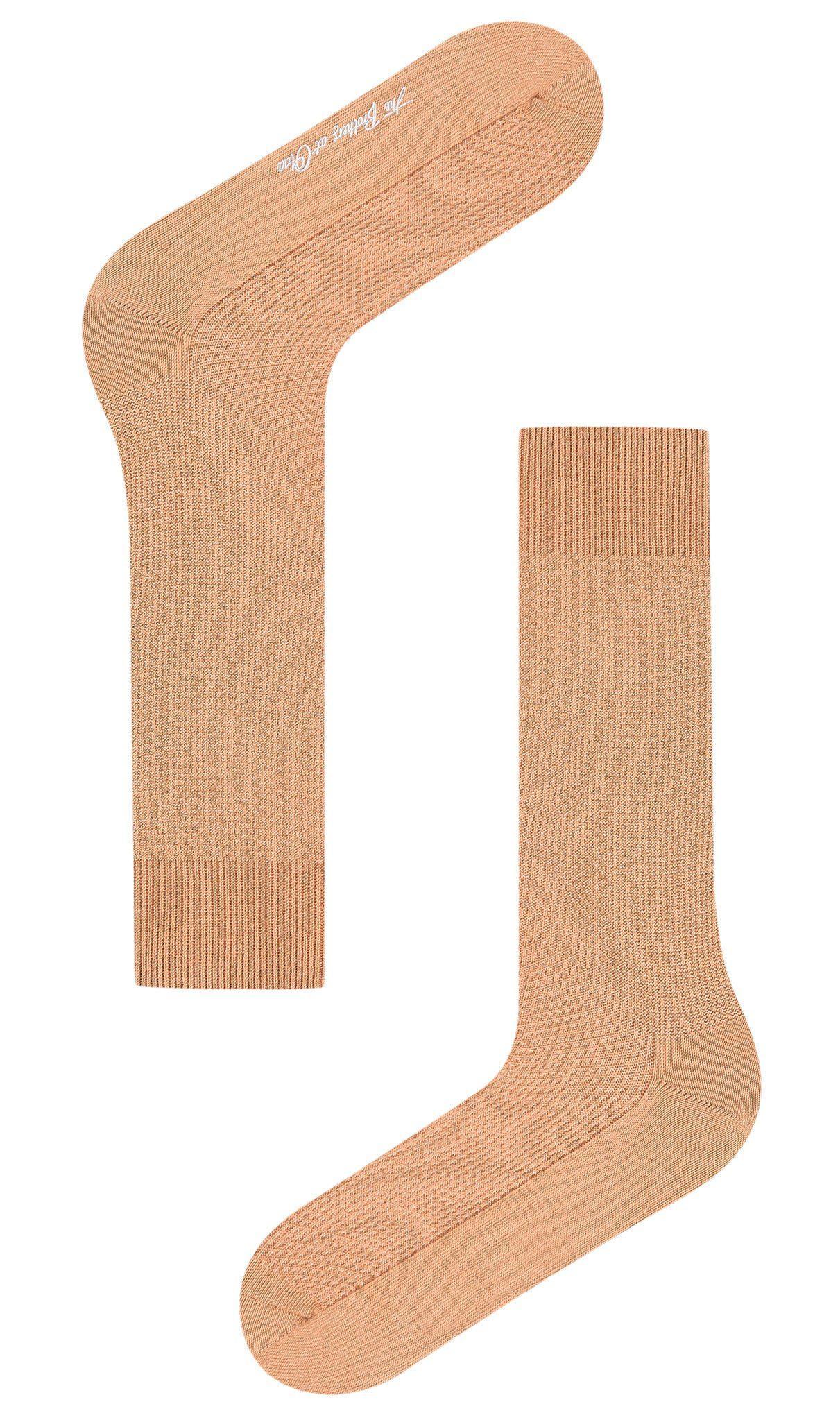KhakiBrownTexturedSocks_b9e9ce75-d466-4e6d-9fd6-ef373049e394