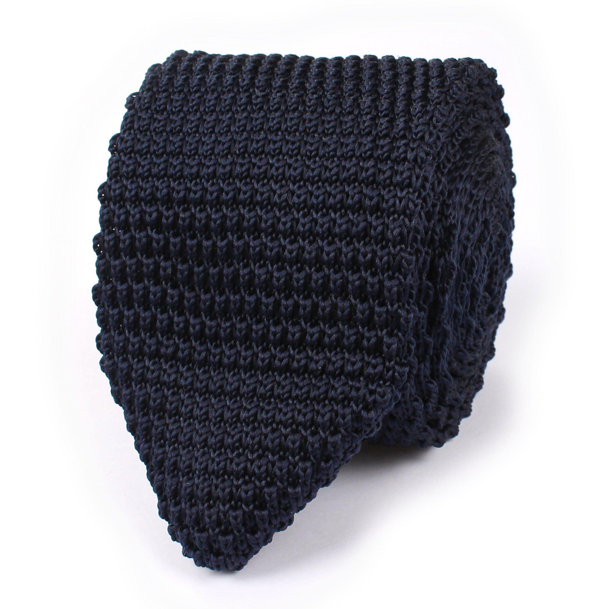 Oxford_Navy_Blue_Pointed_Knitted_Tie