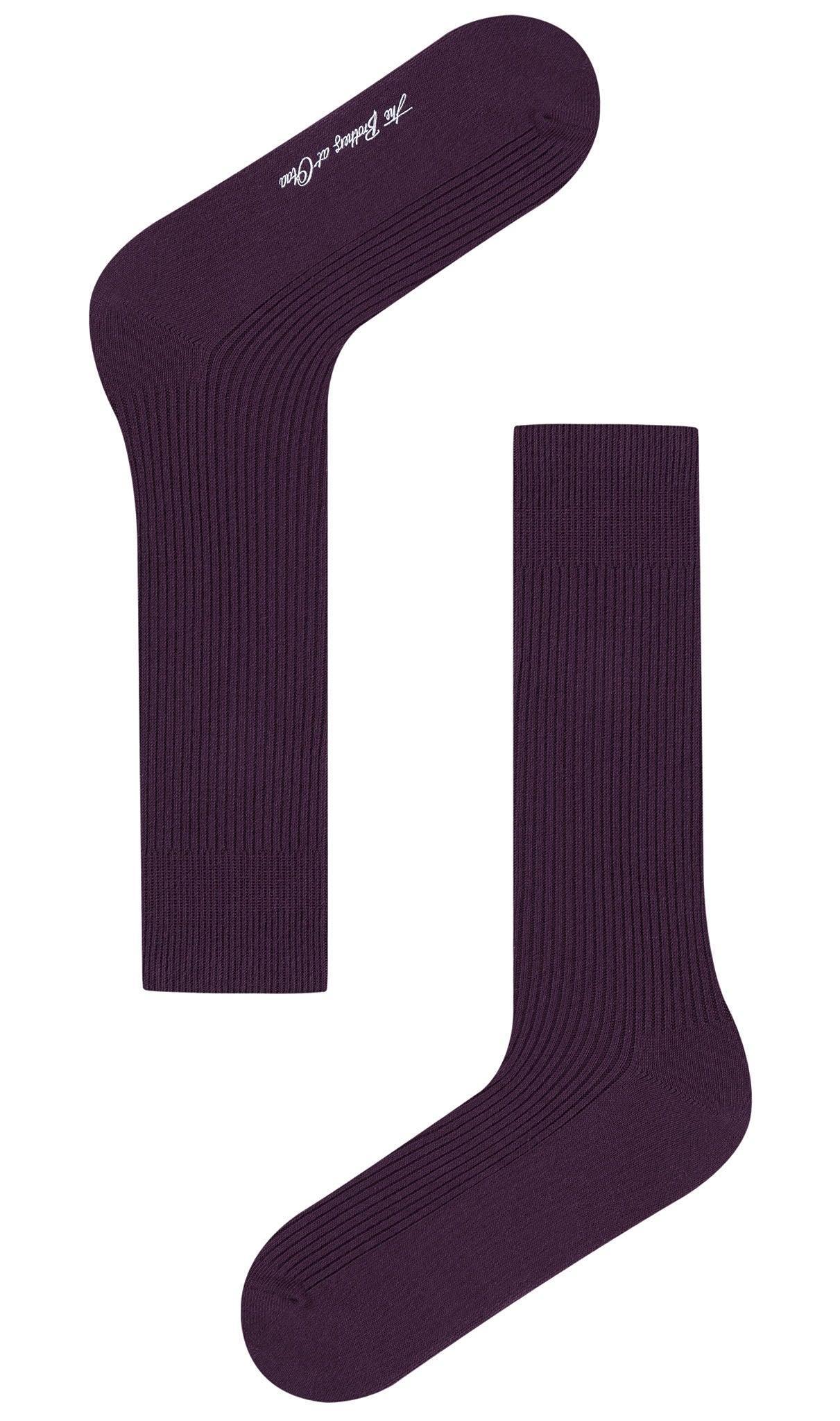 PlumPurpleRibbedSocks_83f912fc-4e12-4929-9a8a-56dbd6c51a85
